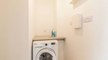 Standard Apartment, 2 Bedrooms | 1 bedroom, laptop workspace, iron/ironing board, free WiFi