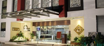 ザ ゴールデン アップル