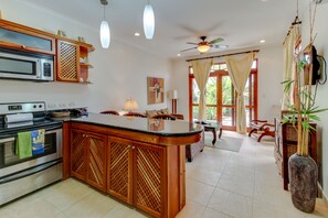 Private kitchen - La Paloma Blanca F1 (Jacó)