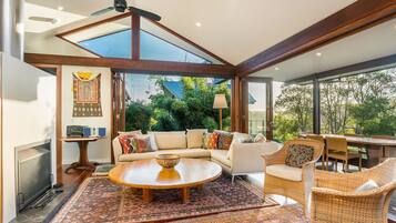 غرفة المعيشة