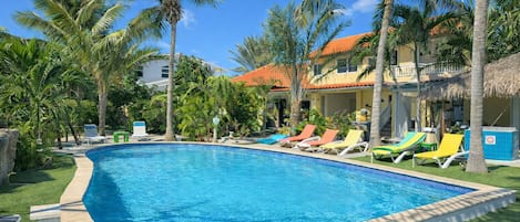 Pillowtop beds, blackout drapes, iron/ironing board, free WiFi