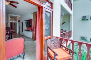 Comfort-Apartment, 2 Schlafzimmer, Nichtraucher, Strandblick | Balkon