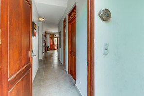 Interior - Bahia Azul 6B (Jacó)