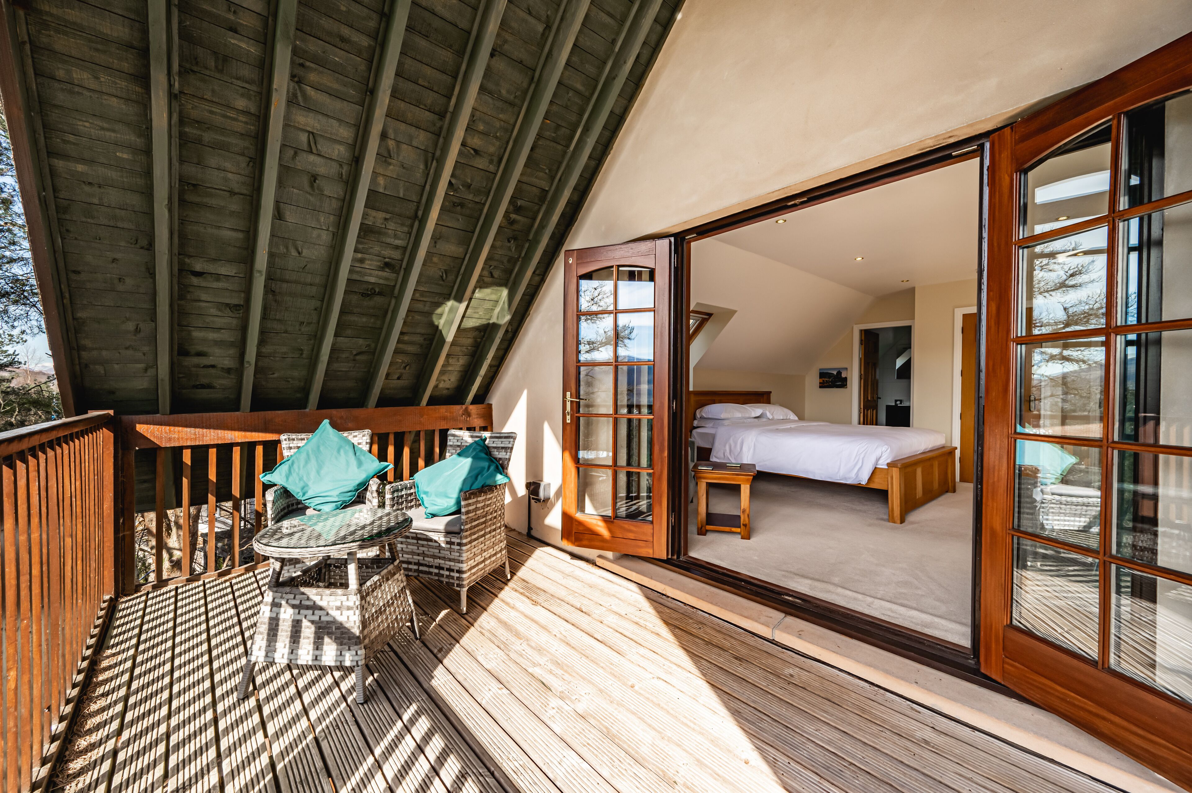 Chambre Double Supérieure, 1 très grand lit, balcon