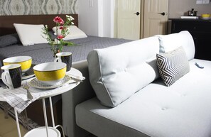 Deluxe Studio, 1 King Bed with Sofa bed | In-room safe, free WiFi, bed sheets - Casa MarAlta (Panama City)