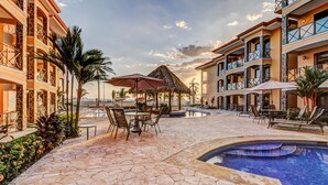 Outdoor pool - Bahia Encantada H3 & G3 (Jacó)