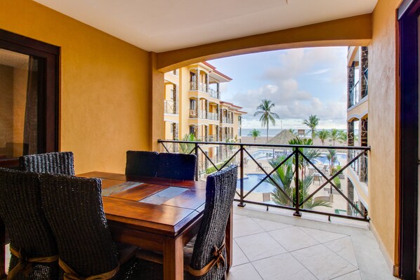 Comfort Apartment, 3 Bedrooms, Non Smoking, Beach View | Balcony