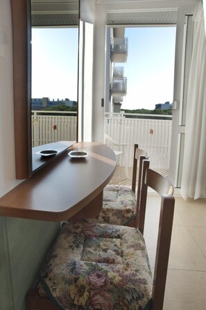 Double or Twin Room | Balcony