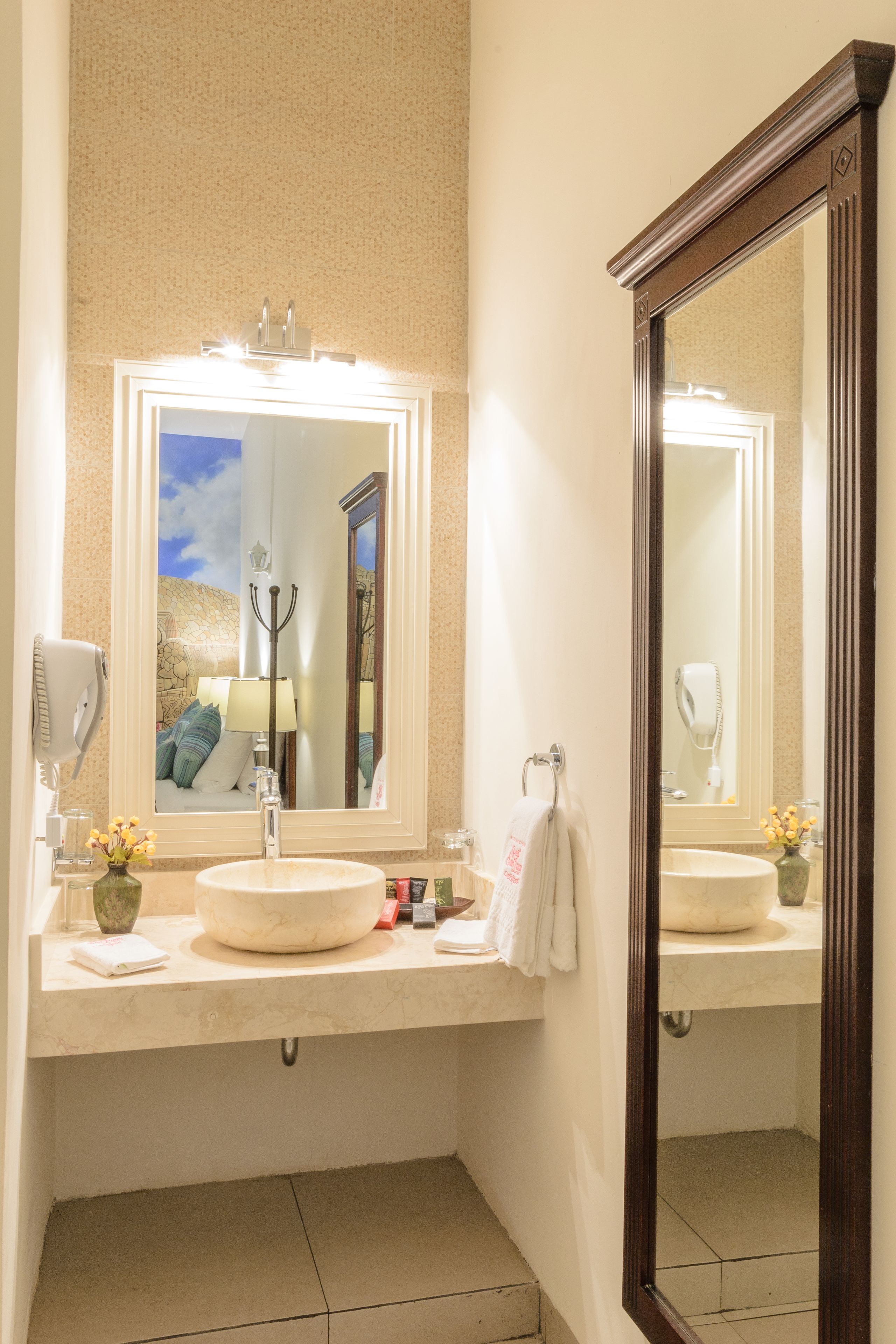 shower, free toiletries, hair dryer, dressing gowns