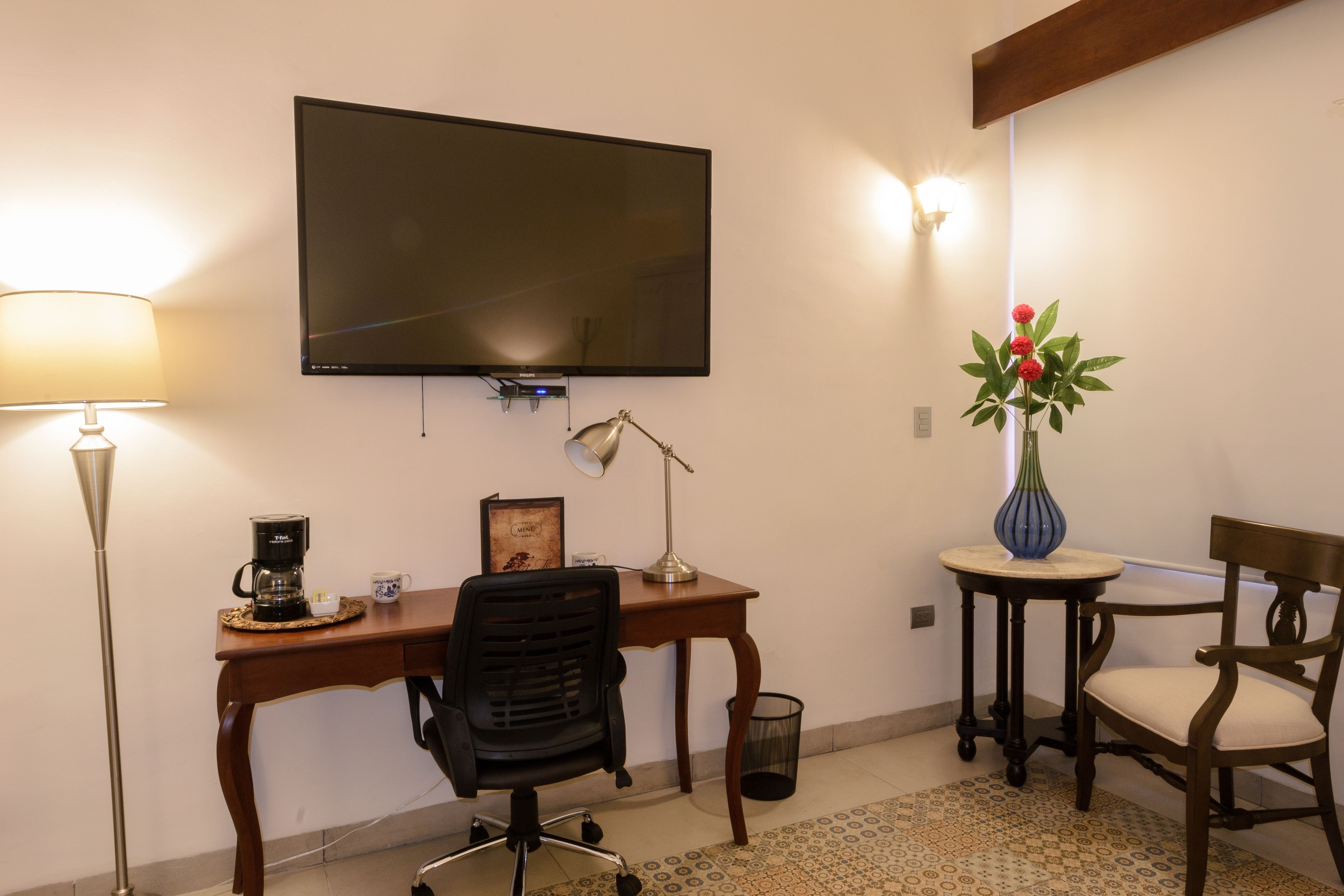 egyptian cotton sheets, premium bedding, memory-foam beds, in-room safe