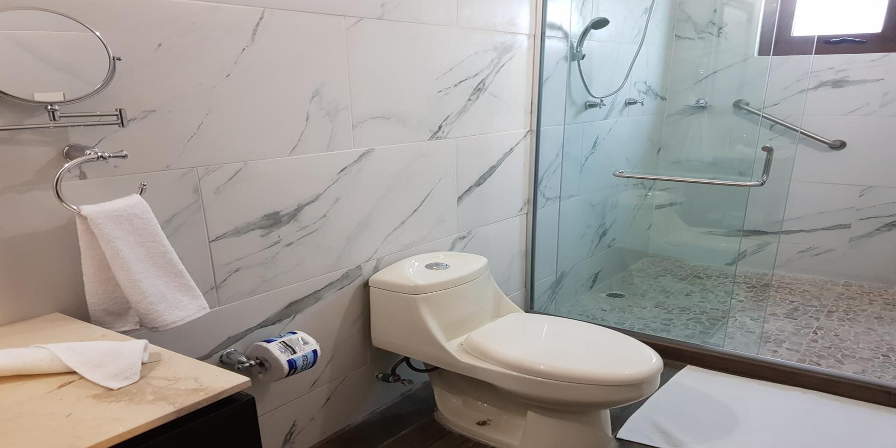 shower, free toiletries, towels