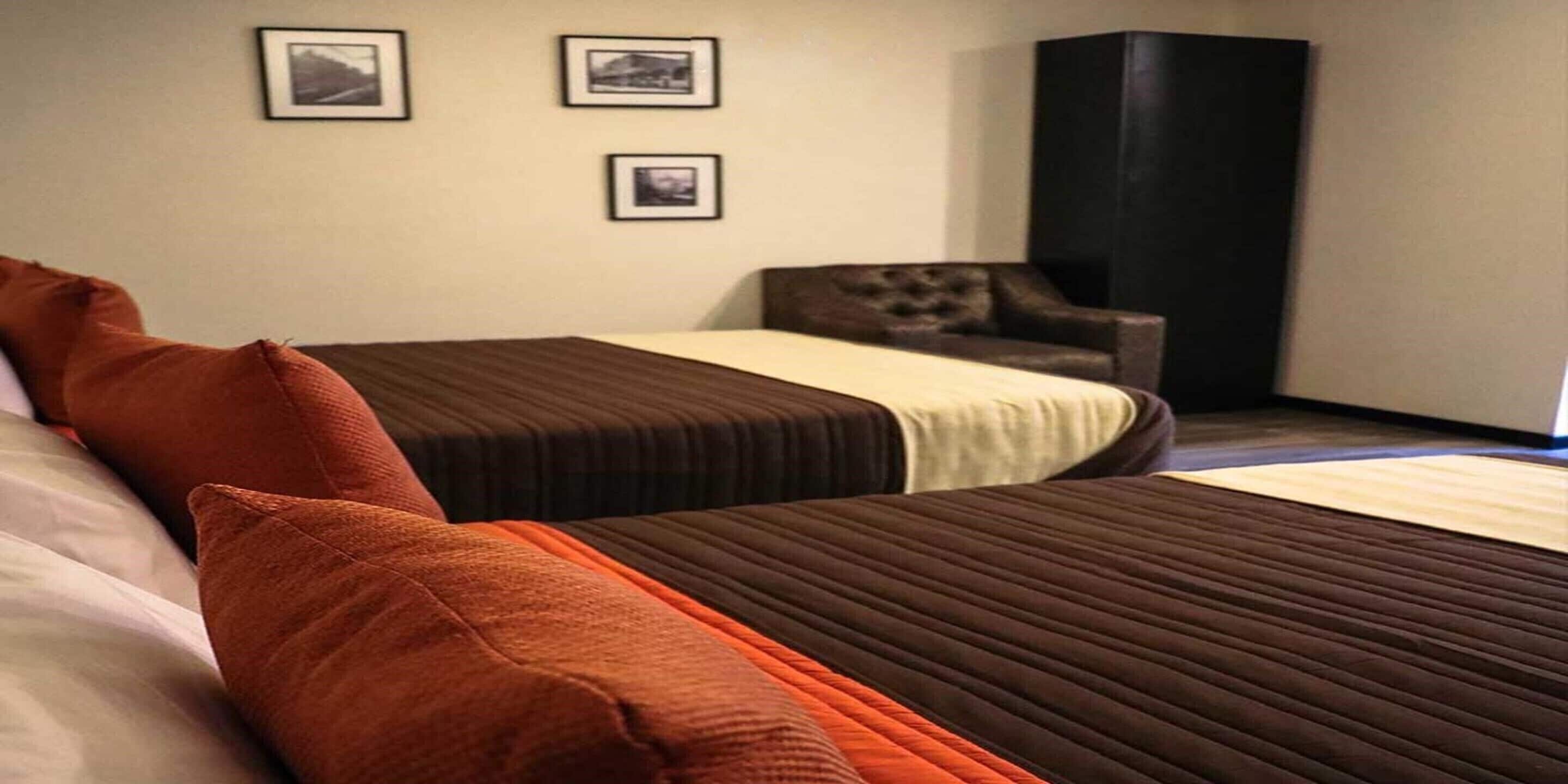 quadruple room | 1 bedroom, premium bedding, in-room safe, desk