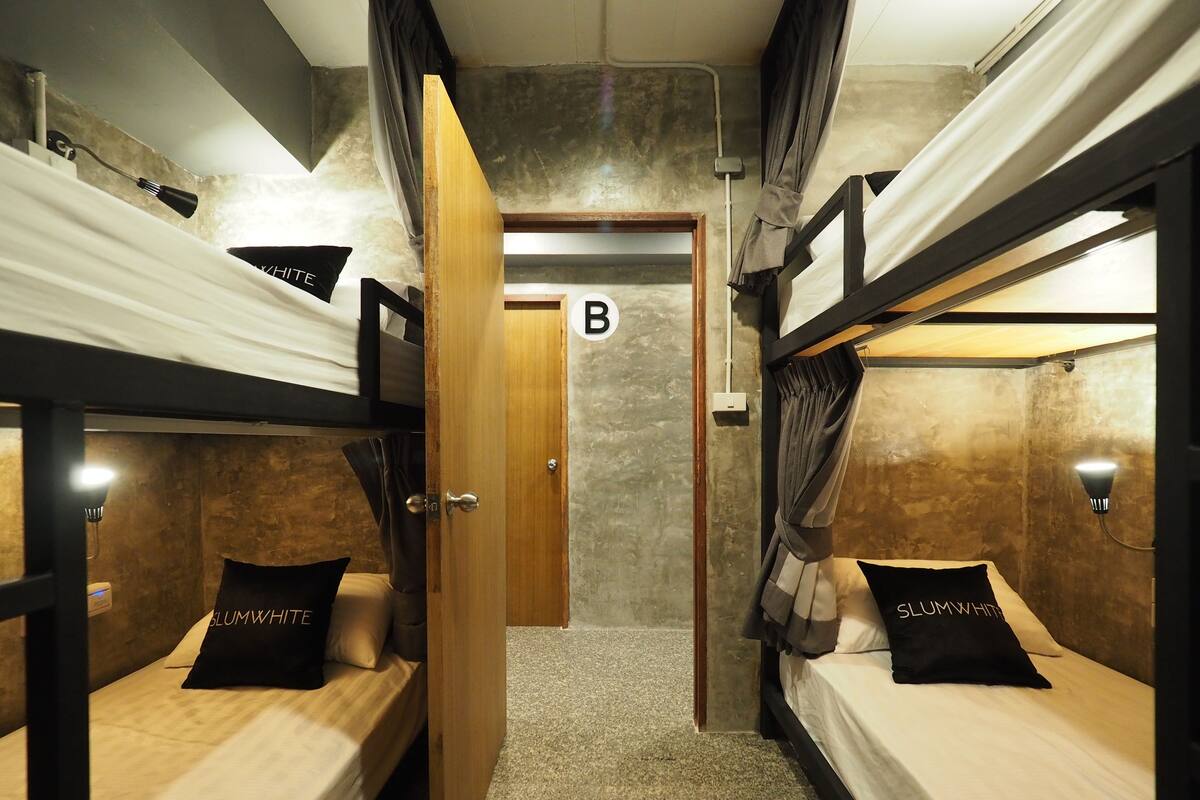 Bunk Bed in Mixed Dormitory Room | Minibar, desk, rollaway beds, free WiFi