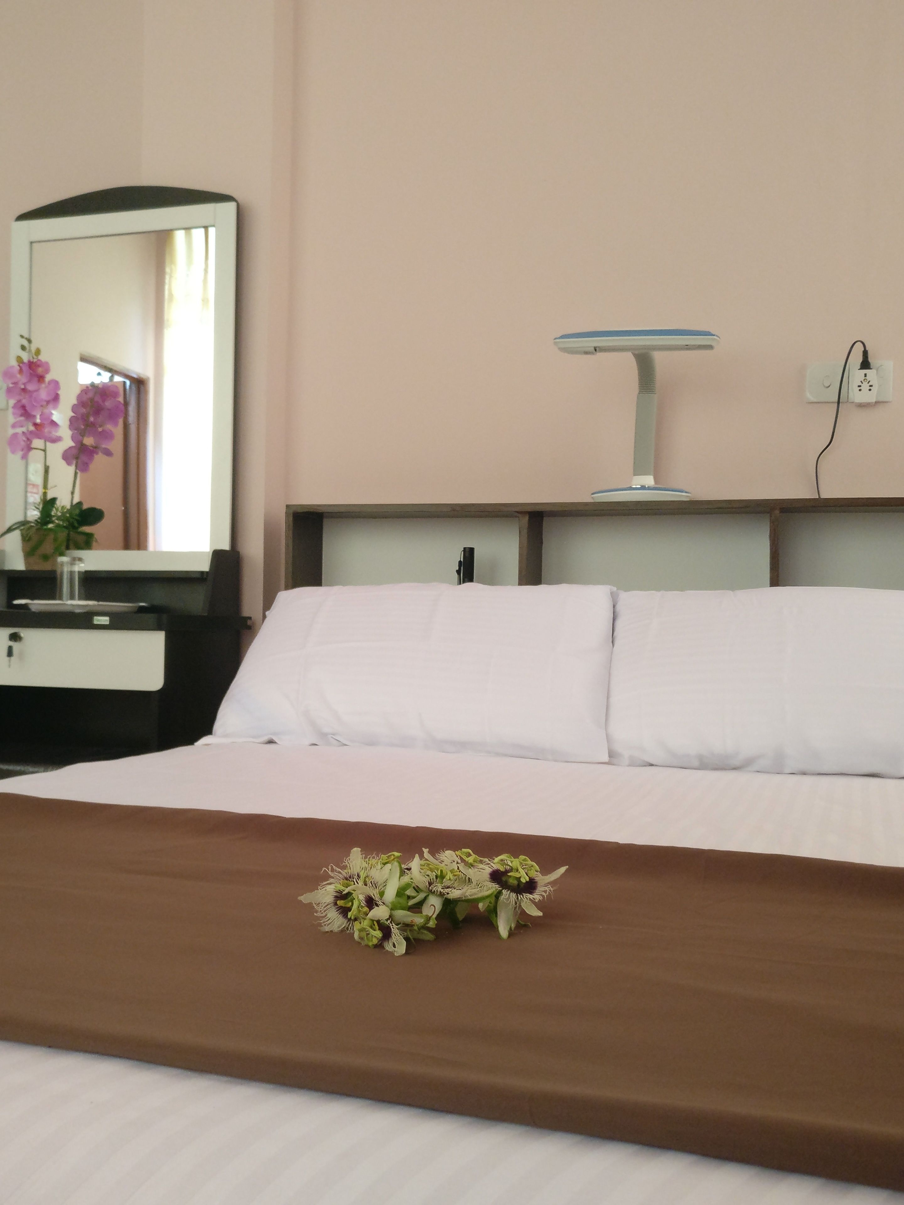 Room, Partial Sea View | 1 bedroom, premium bedding, minibar, in-room safe