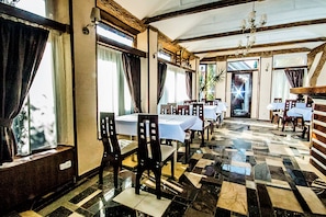 Restaurant - Velion Hotel (Kharkiv)