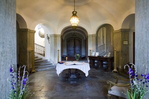 Interior entrance - Husby Säteri (Soderkoping)