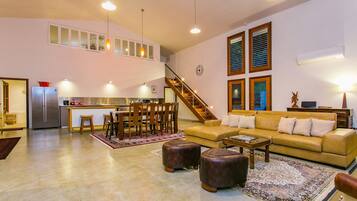 House, 5 Bedrooms | Living area | TV