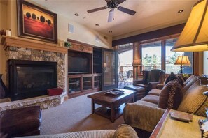 Condo, Multiple Beds (6110 Bear Lodge, Trappeur's Crossing) | Living room | TV, fireplace - 6110 Bear Lodge, Trappeur's Crossing Apartment 3 (Steamboat Springs)