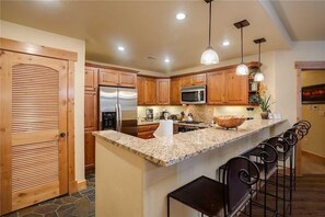 Condo, Multiple Beds (6112 Bear Lodge, Trappeur's Crossing) | Private kitchen