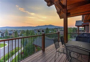 คอนโด, หลายเตียง (6302 Bear Lodge, Trappeur's Crossing) | ลานระเบียง/นอกชาน