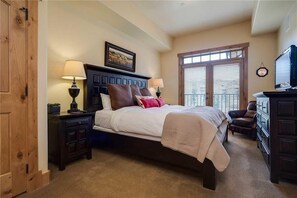 Condo, Multiple Beds (6308 Bear Lodge, Trappeur's Crossing) | 3 bedrooms, iron/ironing board, free WiFi, bed sheets - 6308 Bear Lodge, Trappeur's Crossing Apartment 3 (Steamboat Springs)
