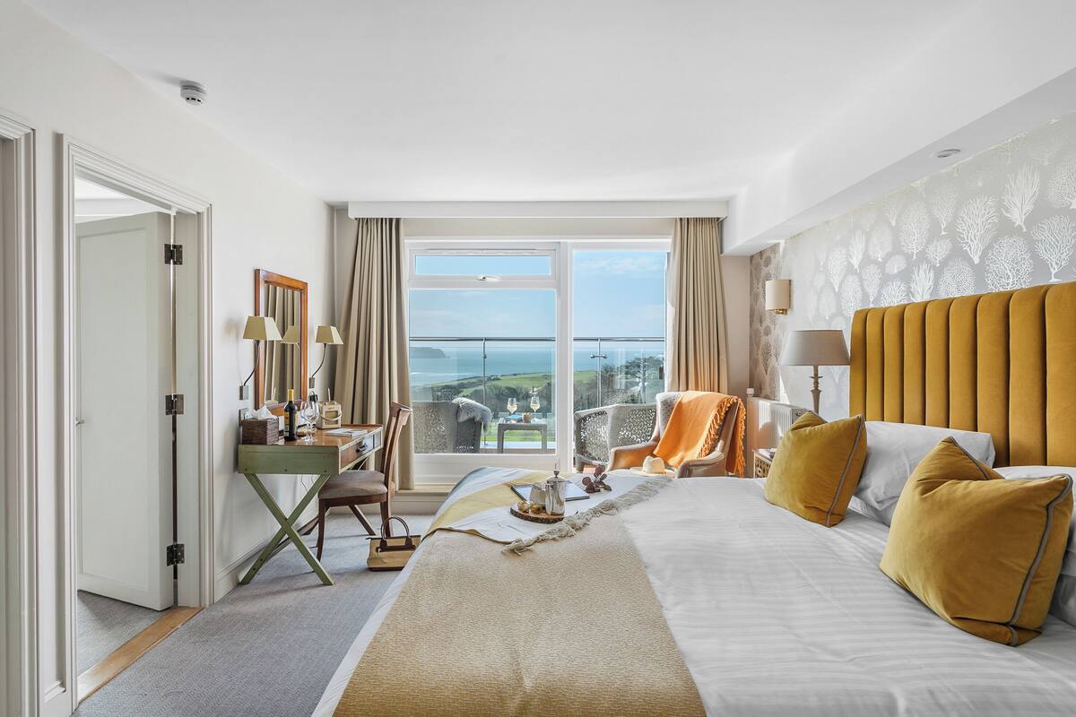 suite, balcony, sea view | 1 bedroom, egyptian cotton sheets, premium bedding, in-room safe