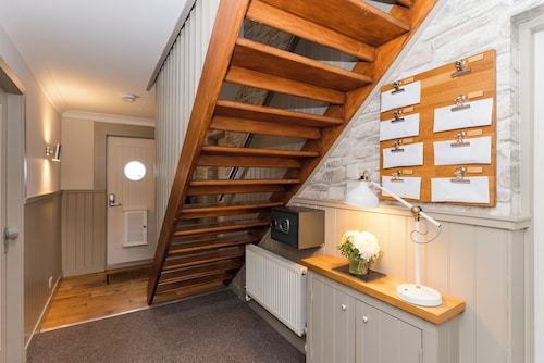 Harbour Guest House