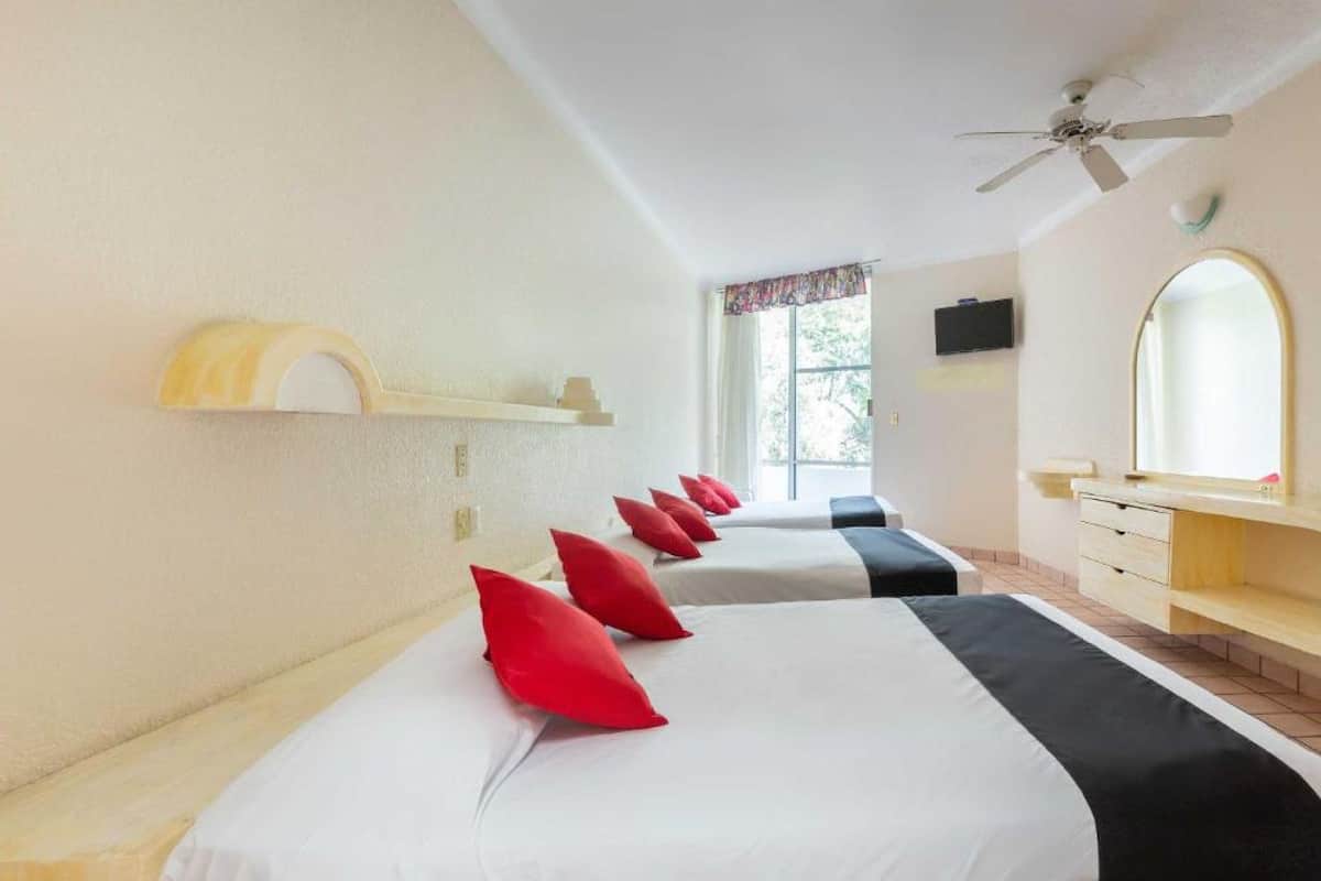 Standard Room, Multiple Beds | Desk, WiFi (free), bed sheets