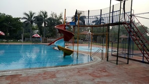 Seasonal outdoor pool