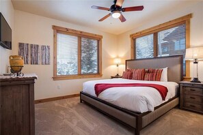 Condo, Multiple Beds (4201 Aspen Lodge, Trappeur's Crossing) | 3 bedrooms, iron/ironing board, free WiFi, bed sheets - 4201 Aspen Lodge, Trappeur's Crossing Apartment 3 (Steamboat Springs)