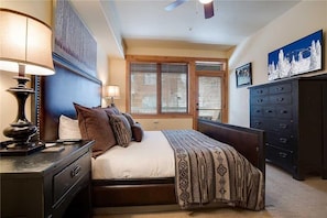 Appart'hôtel, plusieurs lits (4203 Aspen Lodge, Trappeur's Crossing) | 3 chambres, fer et planche à repasser, Wi-Fi gratuit, draps fournis
