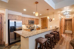 Condo, Multiple Beds (4203 Aspen Lodge, Trappeur's Crossing) | Private kitchen | Fridge, microwave, oven, stovetop