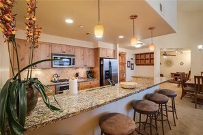 Condo, Multiple Beds (4304 Aspen Lodge, Trappeur's Crossing) | Private kitchen
