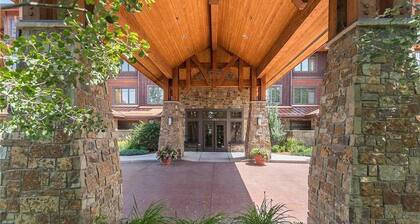 6109 Bear Lodge, Trappeur's Crossing Apartment 3