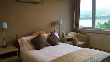 Double Room, Lake View | Individually decorated, individually furnished, desk