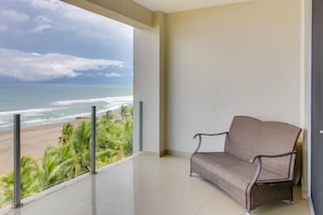 Comfort Apartment, 2 Bedrooms, Non Smoking, Beach View | Balcony