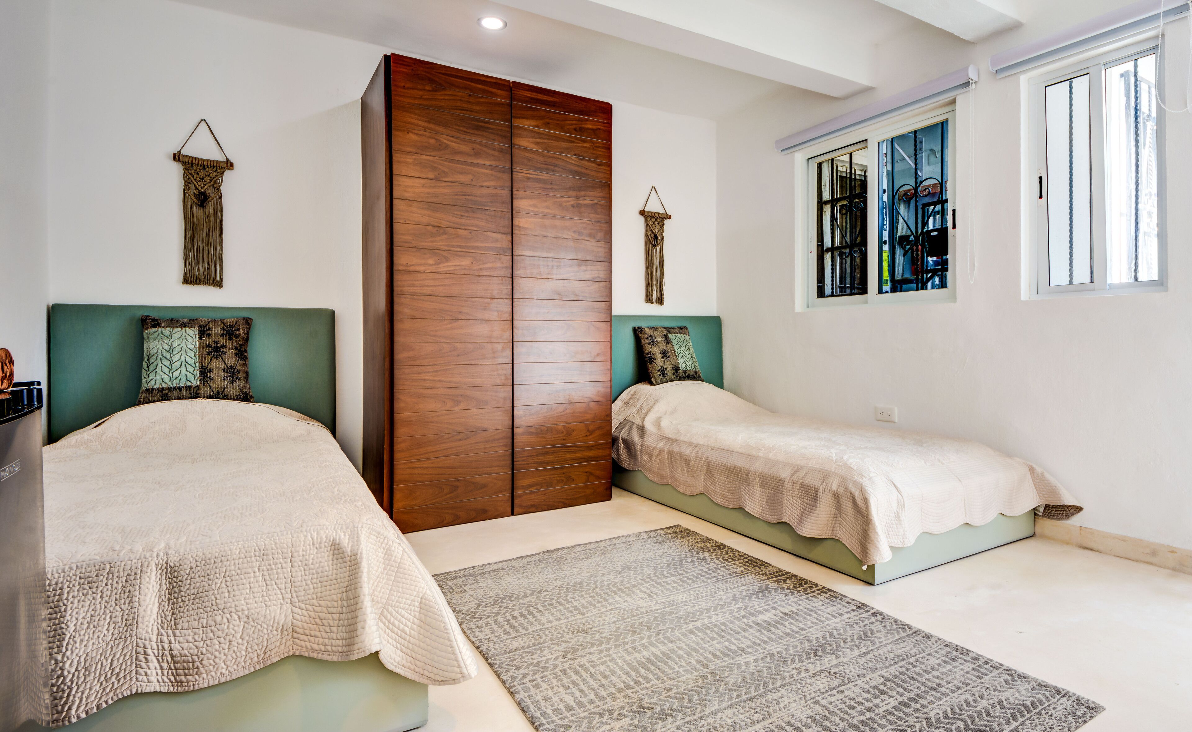 Photo - Nomad Deluxe