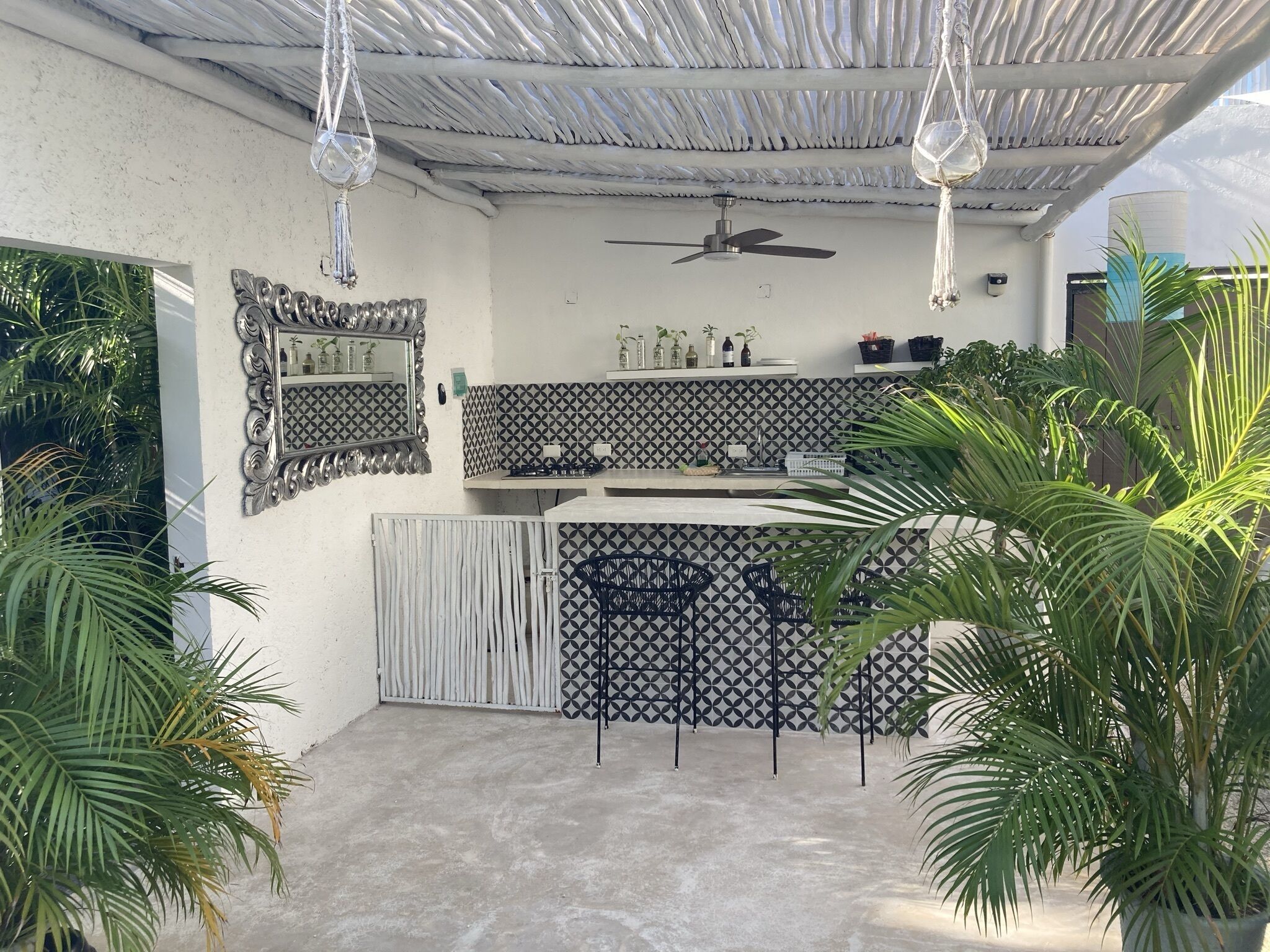 Photo - Nomad Deluxe