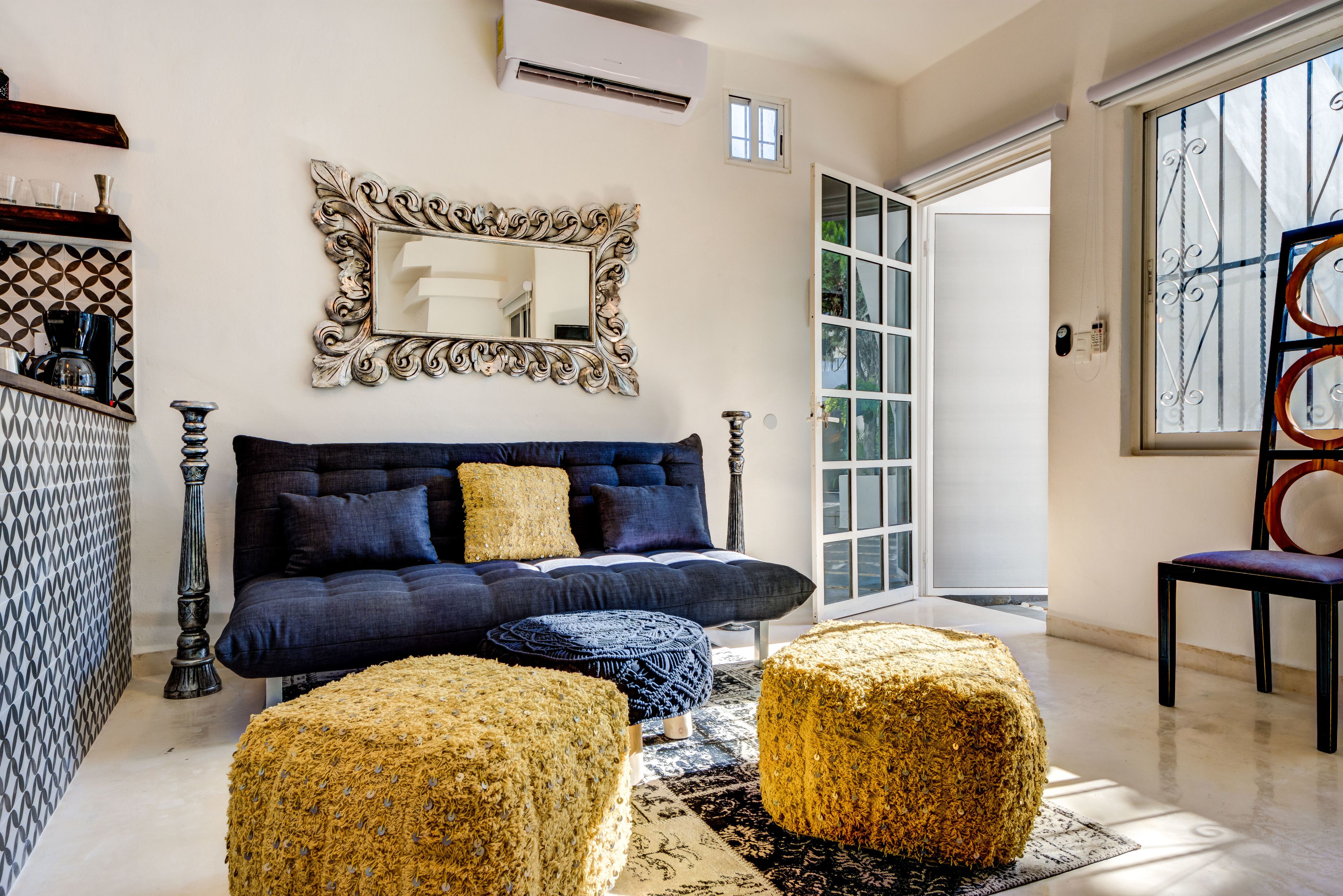 Photo - Nomad Deluxe