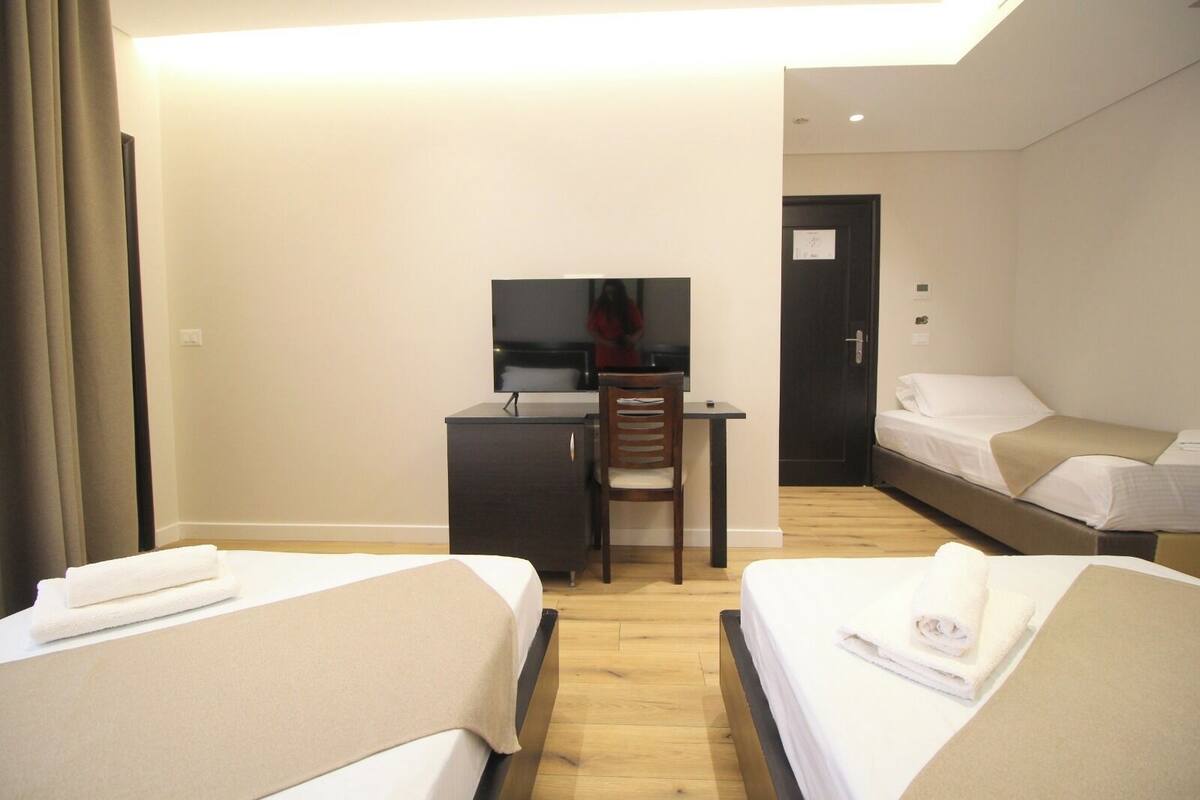 Double Room, Balcony, Partial Sea View | Soundproofing, WiFi (free)