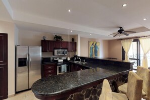 Comfort Apartment, 2 Bedrooms, Non Smoking | In-room dining - Bahia Encantada D1 (Jacó)