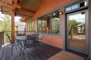 Huoneisto, useita sänkyjä (5307 Emerald Lodge, Trappeur's Crossi) | Parveke