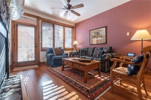Condo, Multiple Beds (2102 Timberline Lodge, Trappeur's Cro) | Living room