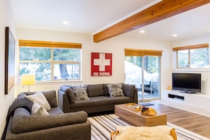 Fernseher, Kamin, Netflix, Streaming-Dienste