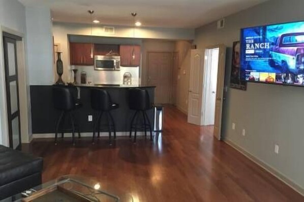 Executive-Apartment, 2 Schlafzimmer, Küche | Wohnbereich