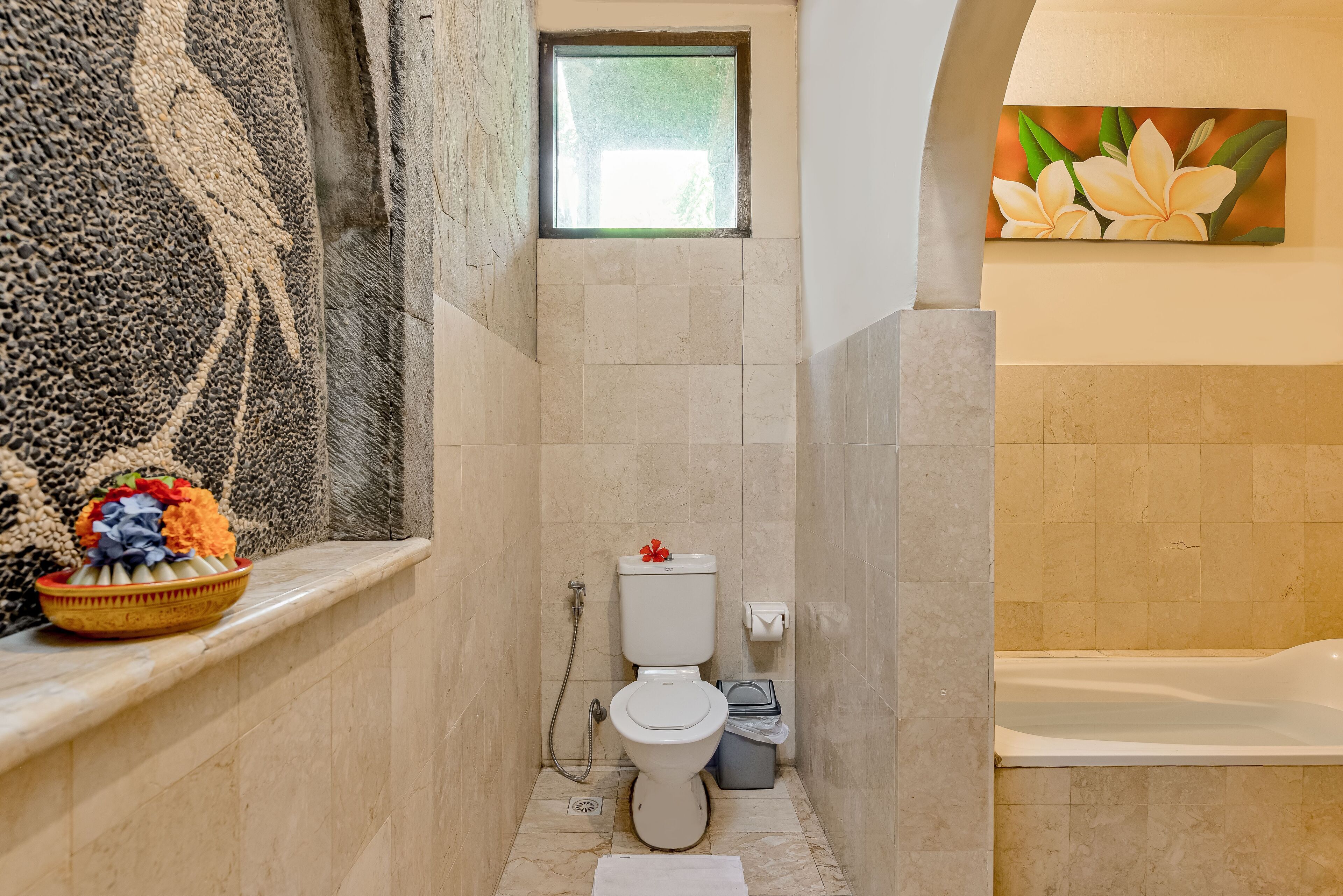 standard garden kodok rooms | bathroom | combined shower/bathtub, rainfall showerhead, free toiletries