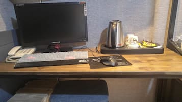 標準客房 | 書桌、免費 Wi-Fi