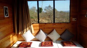 Bungalow, Garden View | Room amenity