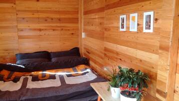 Deluxe Bungalow, Garden View | Desk, free WiFi