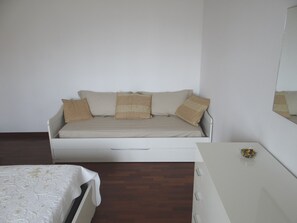3 Schlafzimmer, Bügeleisen/Bügelbrett, WLAN